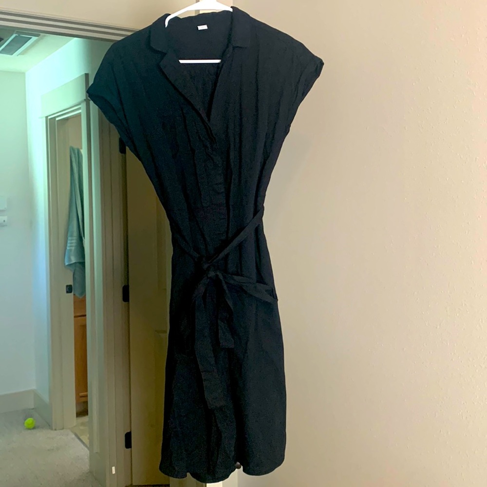 Old Navy black cotton dress